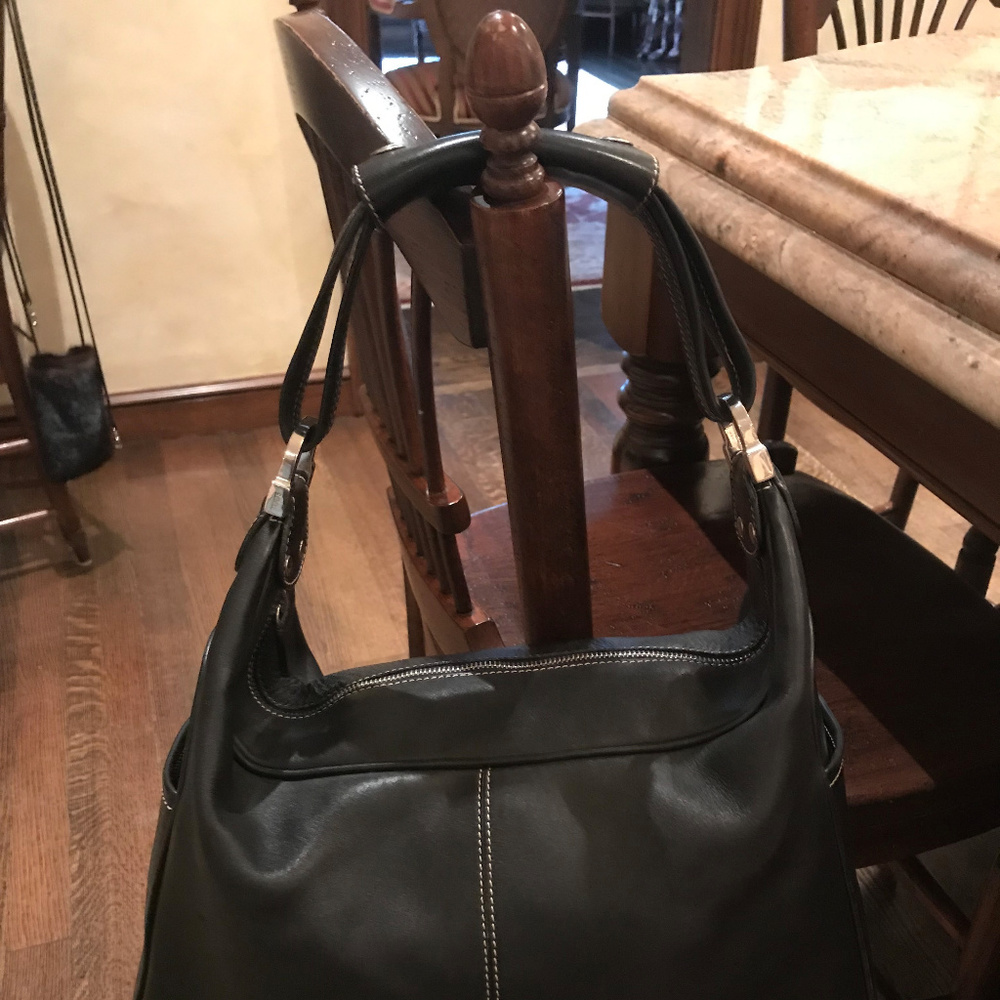 AUTHENTIC Vintage JP TODS black leather bag